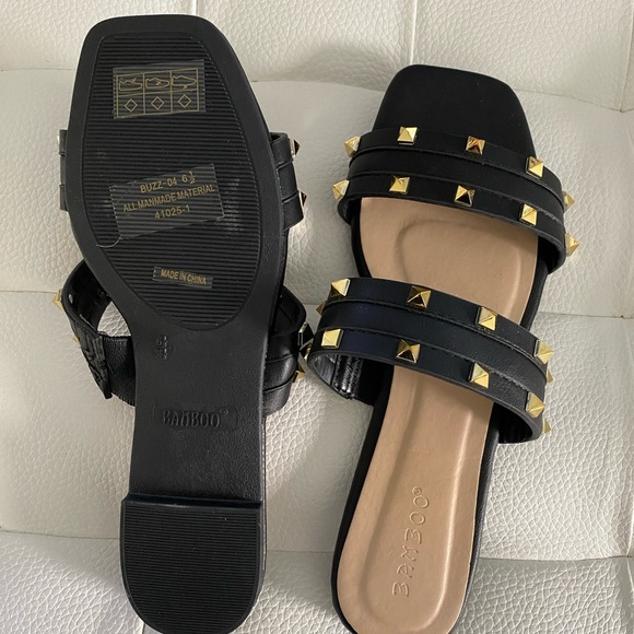 Comfy flats - Picture 3 of 3